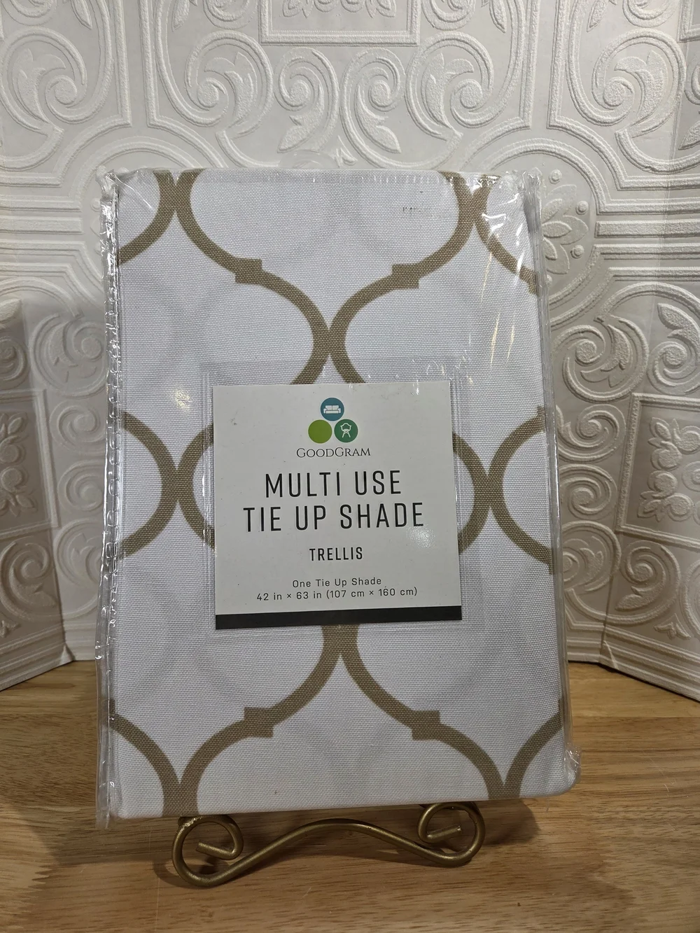 Goodgram Multi Use Tie Up Shade - White with Gold Trellis